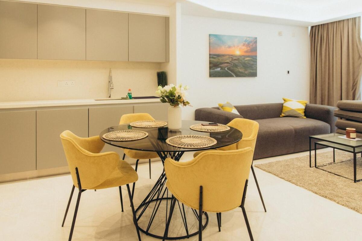 New Lux Seaview 1br, Sun Resort, Pool & Lägenhet *